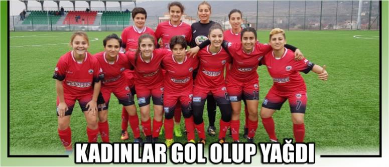 Kadınlar Gol Olup Yağdı