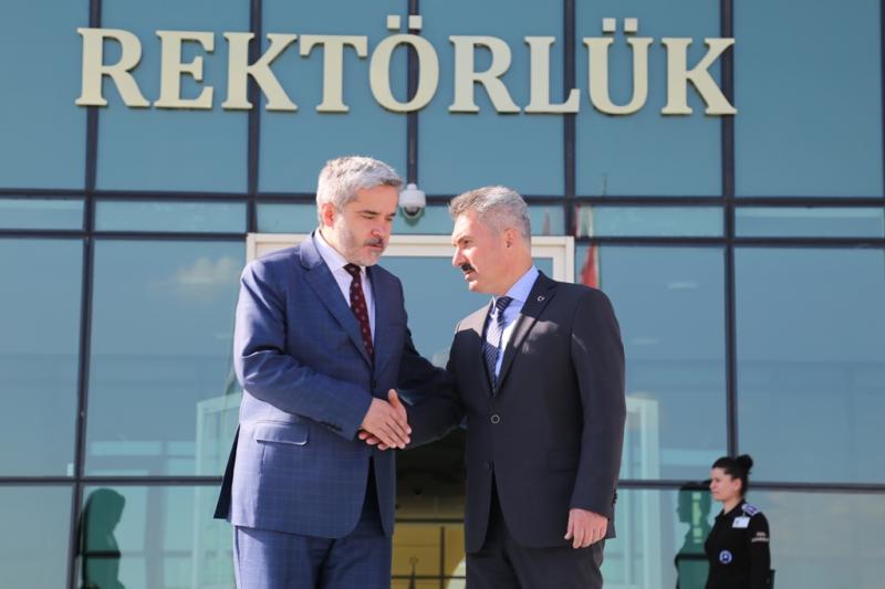 Karabağ Yeni Dönemde Başarılar Diledi