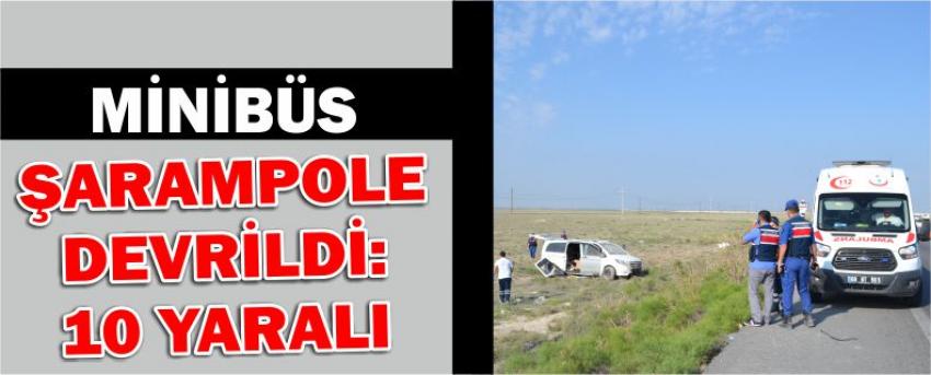 Minibüs Şarampole Devrildi: 10 Yaralı