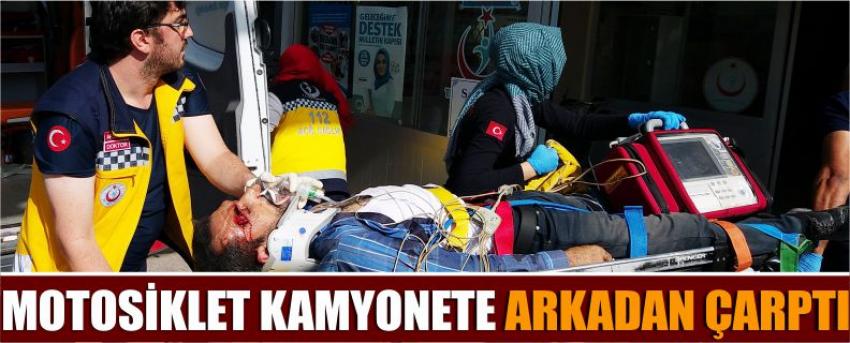 Motosiklet Kamyonete Arkadan Çarptı