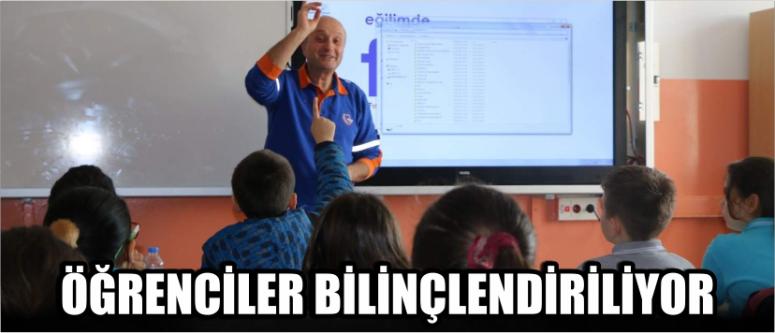 Öğrenciler Bilinçlendiriliyor