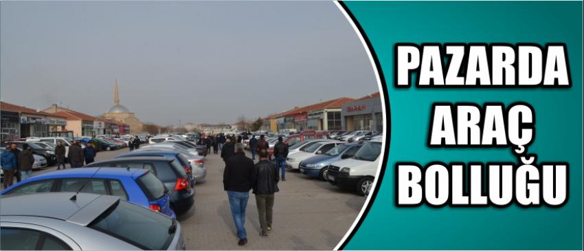 Pazarda Araç Bolluğu