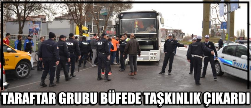 Taraftar Grubu Büfede Taşkınlık Çıkardı