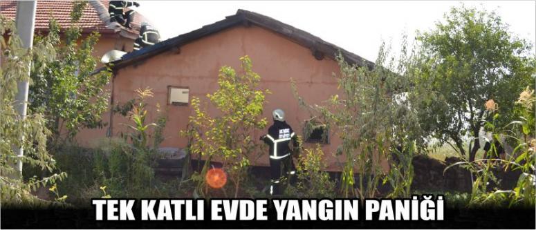  Tek Katlı Evde Yangın Paniği