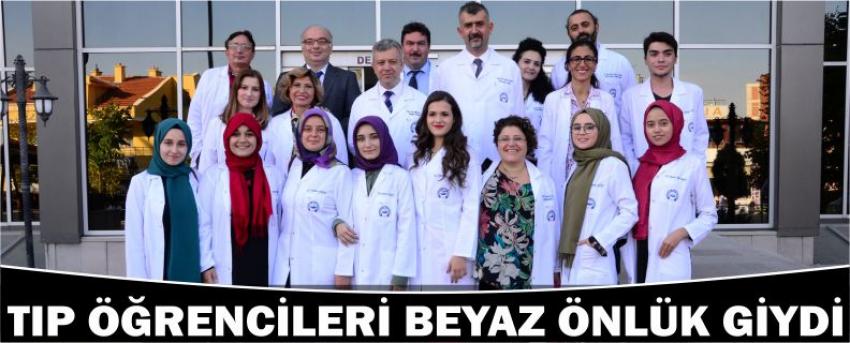 Tıp Öğrencileri Beyaz Önlük Giydi