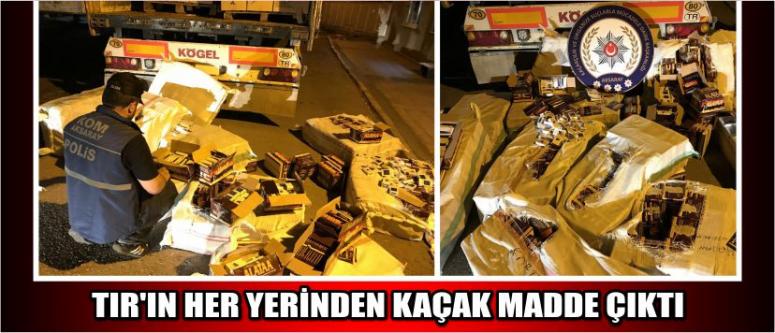 Tır’ın Her Yerinden Kaçak Madde Çıktı