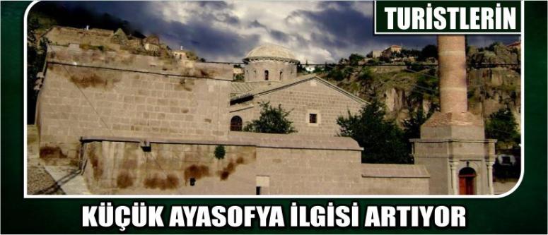 Turistlerin Küçük Ayasofya İlgisi Artıyor