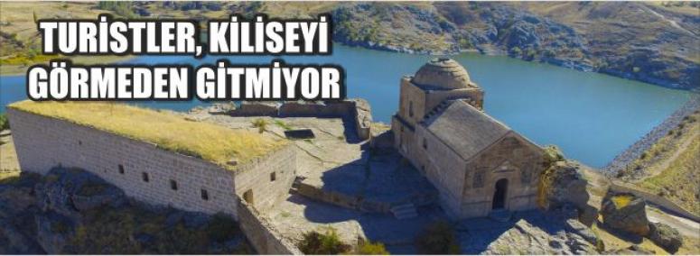 Turistler, Kiliseyi Görmeden Gitmiyor