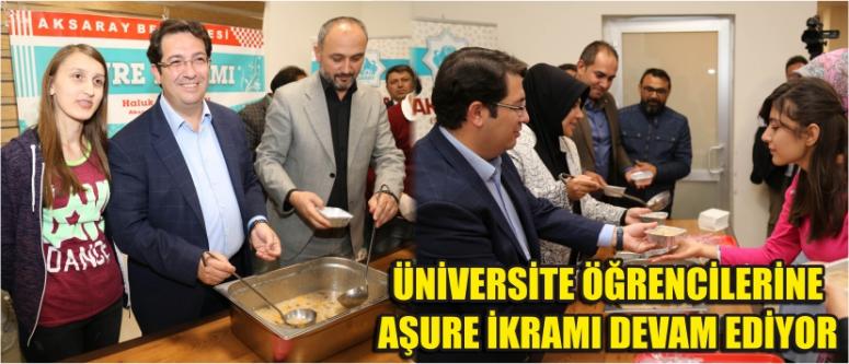 Üniversite Öğrencilerine Aşure İkramı Devam Ediyor