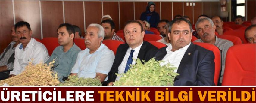 Üreticilere Teknik Bilgi Verildi