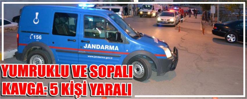 Yumruklu Ve Sopalı Kavga: 5 Kişi Yaralı